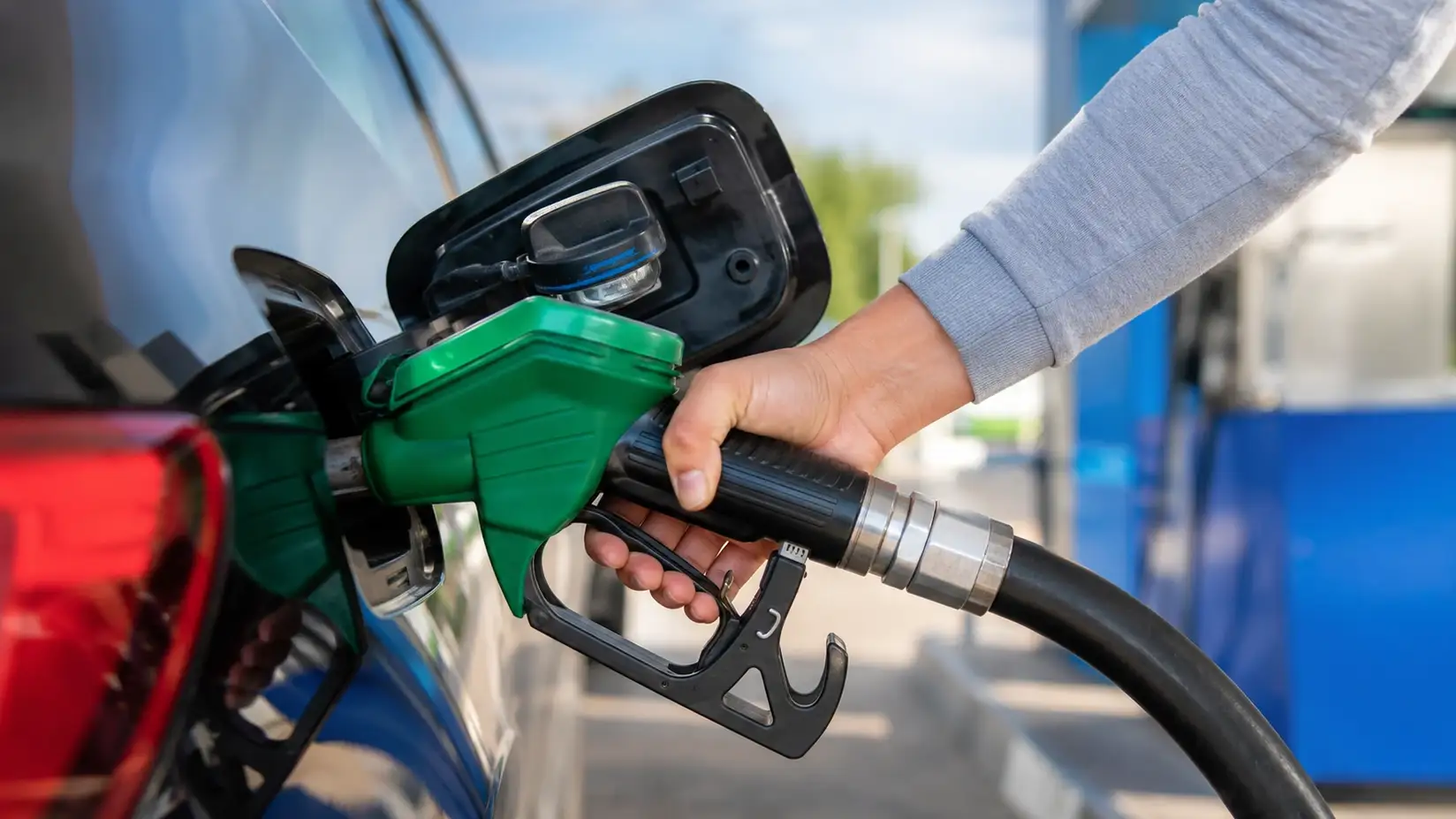 О необходимости сокращения потребления нефтепродуктов.